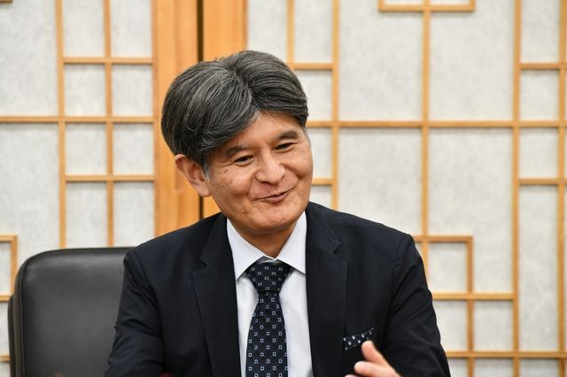 사토 다카오 고토쿠인 주지 겸 게이오대 교수 