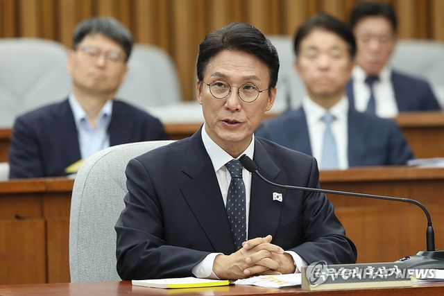 답변하는 김민석 총리 후보자