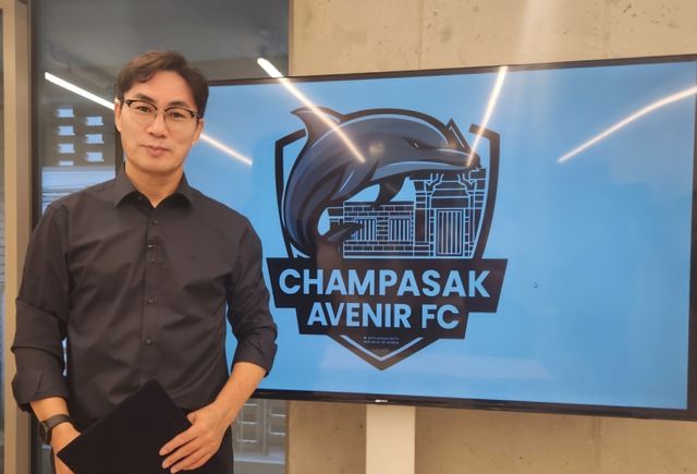 김태영 참파삭 아브닐 FC 초대 감독.