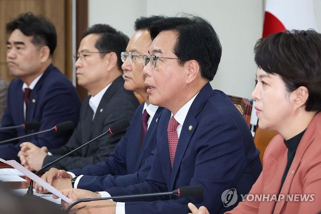 발언하는 국민의힘 송언석 원내대표