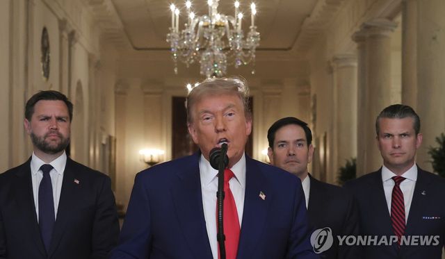 왼쪽부터 미국 밴스 부통령, 트럼프 대통령, 루비오 국무장관, 헤그세스 국방장관