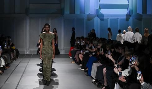 신세계인터내셔날, 일본 패션브랜드 'CFCL' 국내 유통