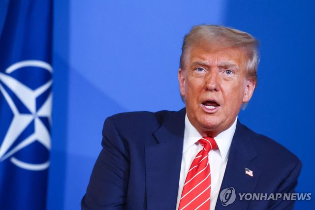 나토 정상회의에 참석한 도널드 트럼프 미 대통령