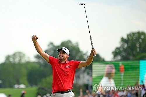 키건 브래들리의 포효.