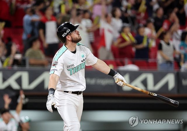 위즈덤, 승부에 쐐기 박는 홈런