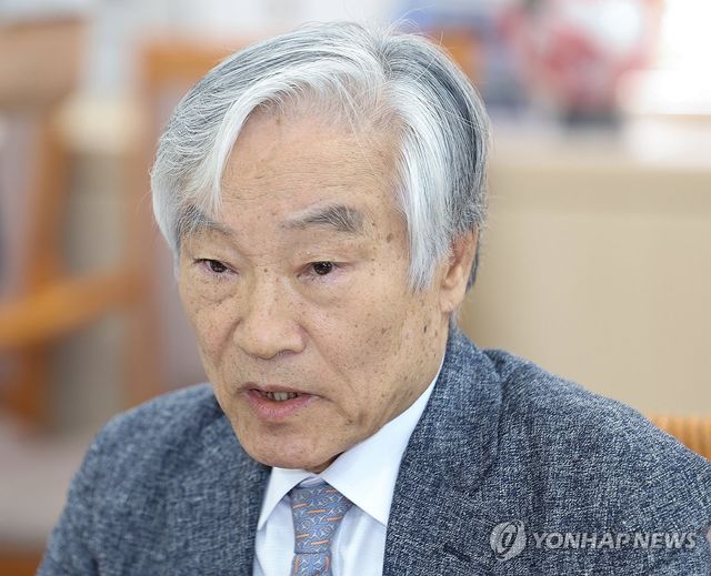 상벌위원회 개회 선언하는 조남돈 위원장