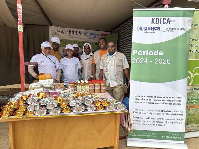 니제르 틸라베리주 우알람에서 식품재가공 기술을 배우는 젊은층