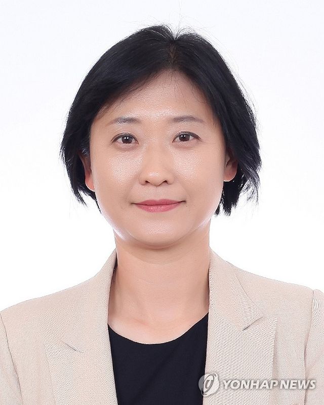 이재명 대통령, 이스란 보건복지1차관 임명