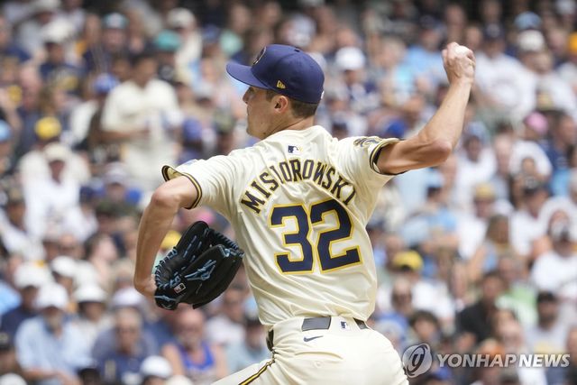 역투하는 미저로우스키