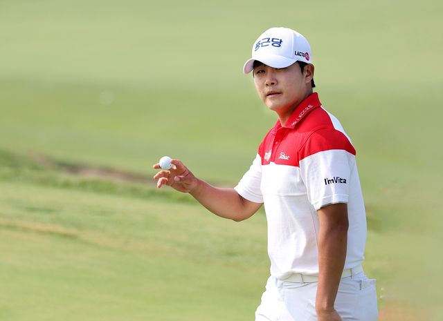 김민규의 1라운드 경기 모습