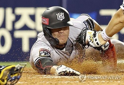 kt wiz에서 뛰던 시절의 LG 트윈스 내야수 천성호