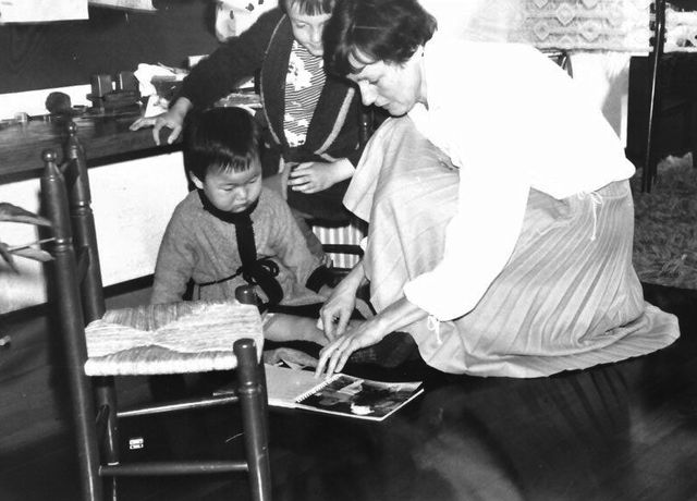 미샤와 그의 오빠와 엄마