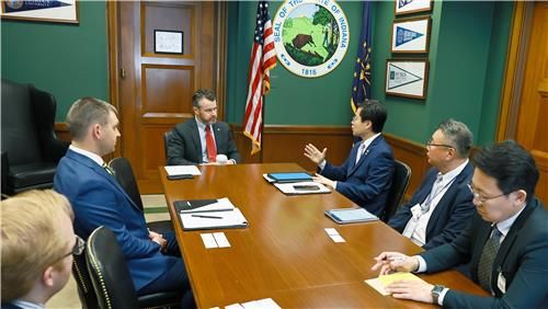 여한구 산업통상자원부 통상교섭본부장, 토드 영 미국 상원의원 면담
