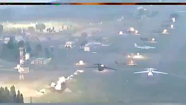 지난 1일 우크라이나 드론 공격을 받은 러시아 공군기지