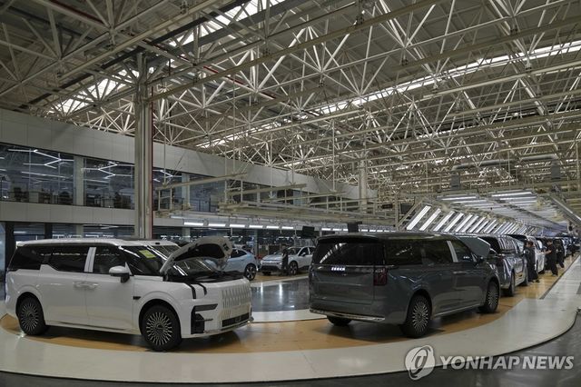 중국 자동차업체 지커 공장 내부