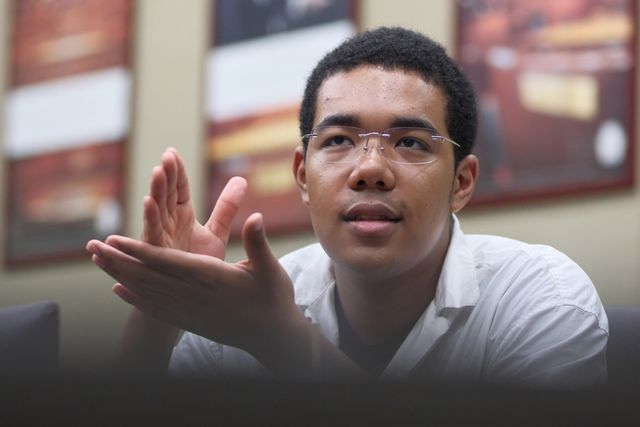 연합뉴스와 인터뷰 하는 작곡가 이하느리