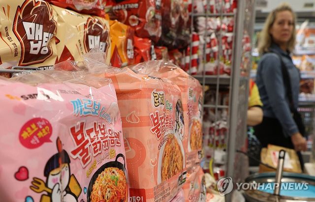 삼양식품 '황제주'로 등극