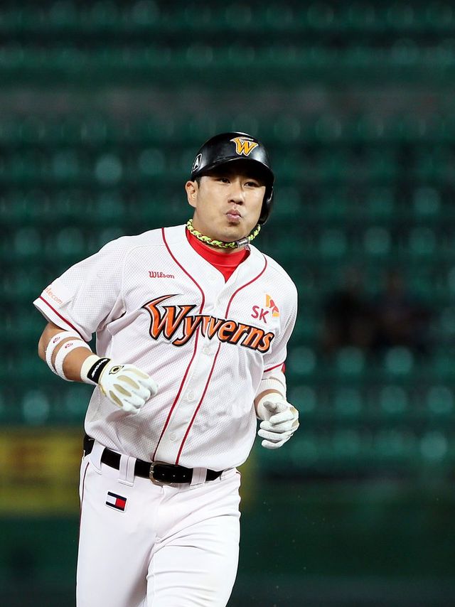 김강민 솔로 홈런