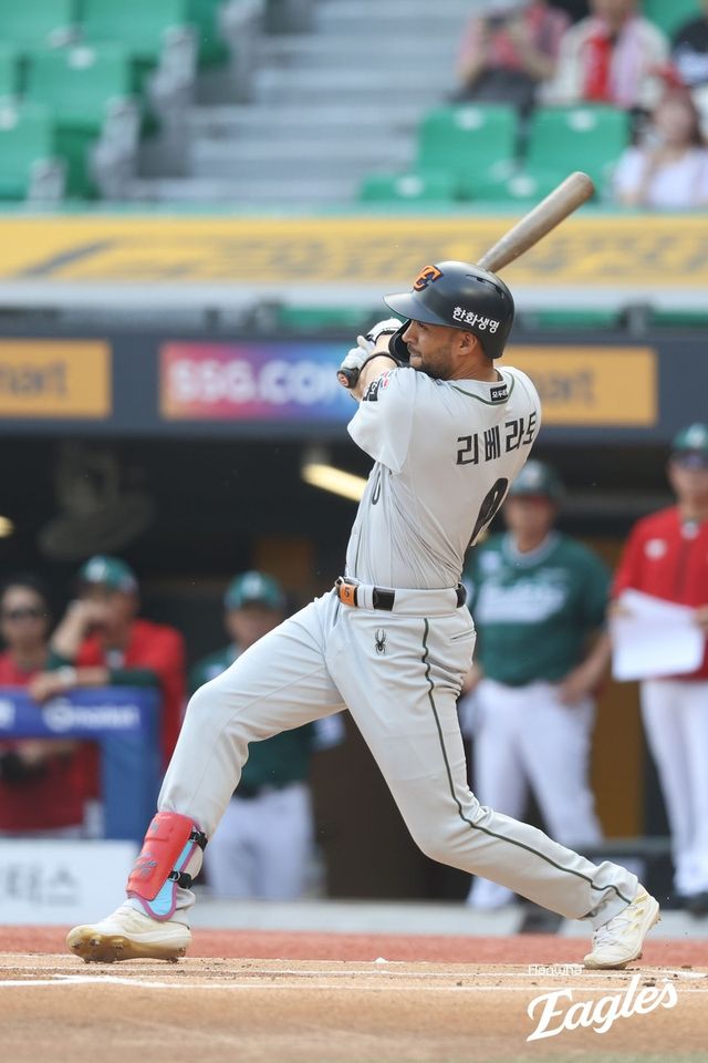 한화 외국인 타자 리베라토