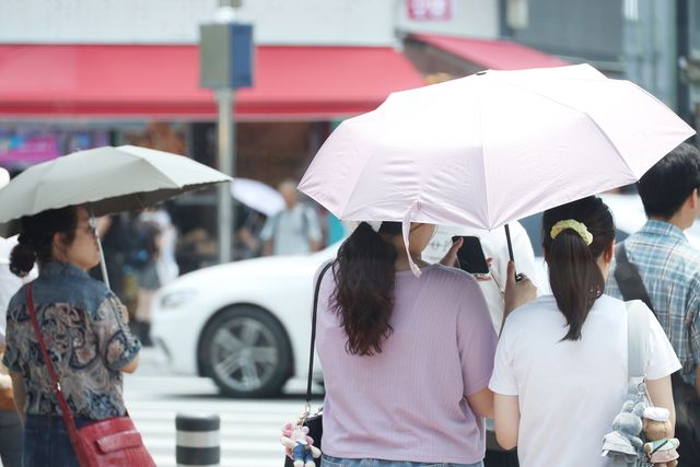 '여름 필수 아이템'