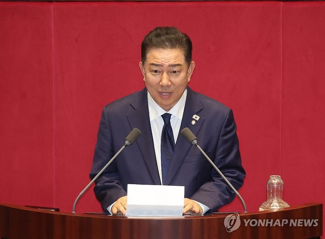 당선 인사하는 김병기 의원