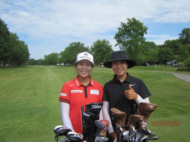 임진희(왼쪽)와 이소미