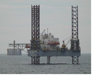 PMZ 내 중국 구조물