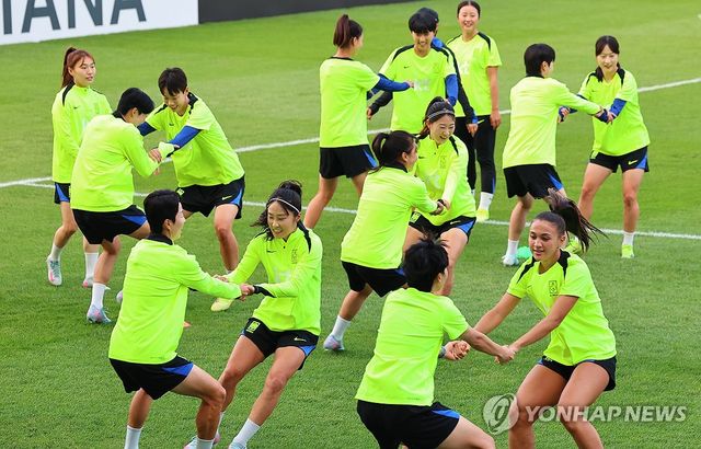 훈련하는 여자축구 국가대표팀