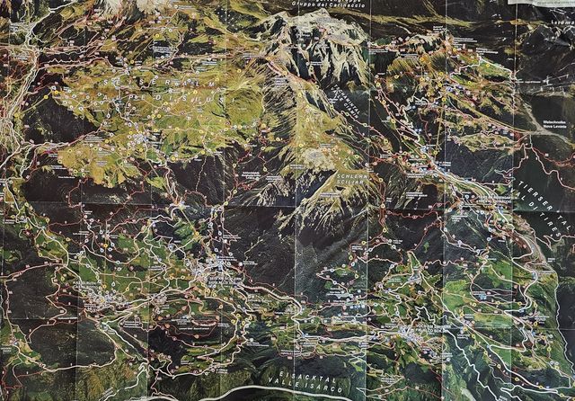 그물망처럼 연결된 남티롤 케이블카