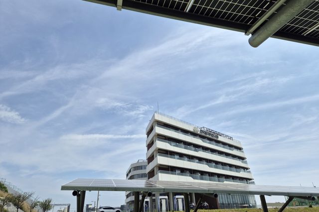 완공된 문무대왕과학연구소 화랑관