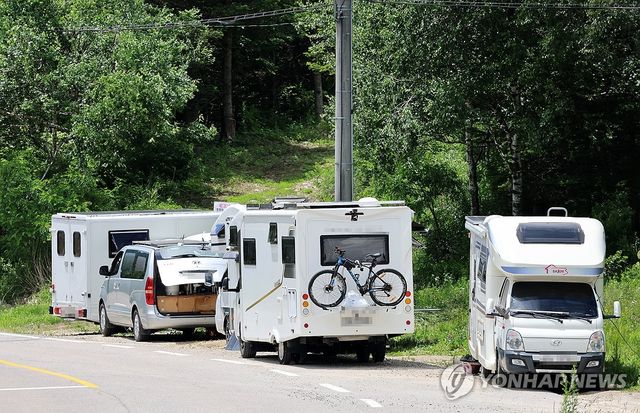 폭염과 열대야에 대관령으로 몰려든 캠핑카