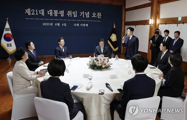 발언하는 김용태 비대위원장