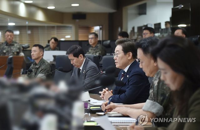 이재명 대통령, 합참 전투통제실 방문