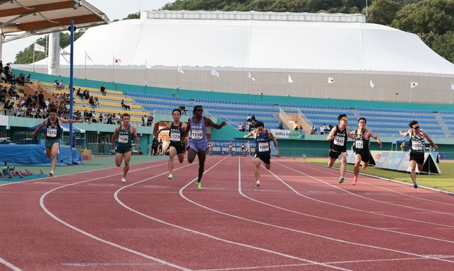 비웨사, KBS배 남자 100ｍ 우승