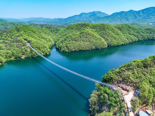 초평호와 초평호미르309 출렁다리[사진/임헌정 기자]