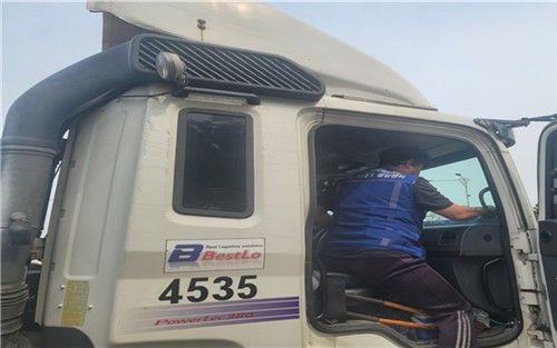 디지털 운행기록장치 무상 점검 모습