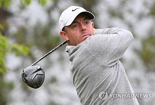 로리 매킬로이의 드라이버 스윙.