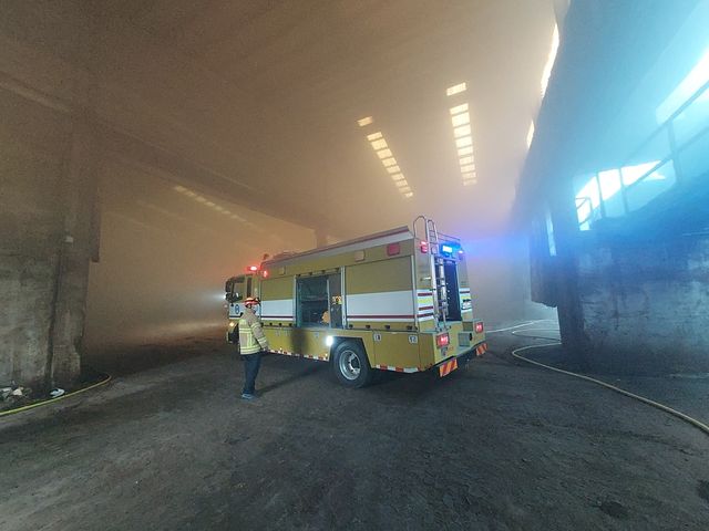 화재 발생한 정읍 퇴비공장