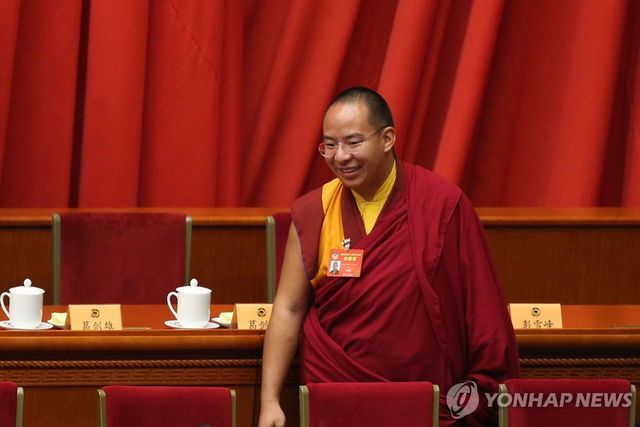 중국 당국이 임명한 11대 판첸 라마