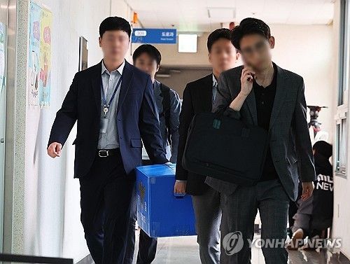 지난달 16일 양평군청에 대한 압수수색을 마친 경찰