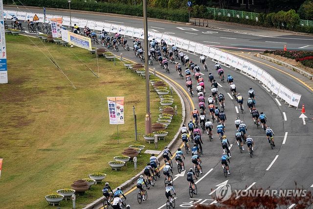 창원서 열린 투르 드 경남 2024 
