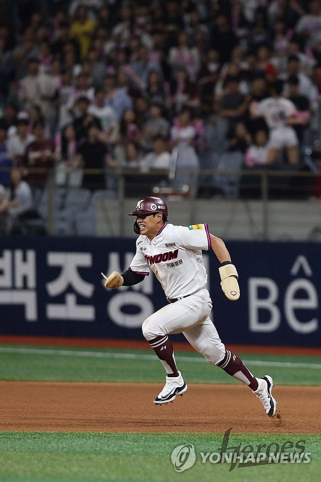 키움 송성문, 29연속 도루 성공…이종범과 최다 기록 타이