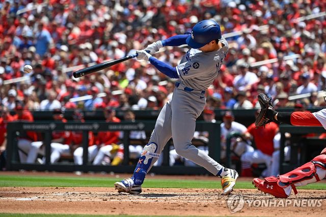 김혜성의 3루타 타격