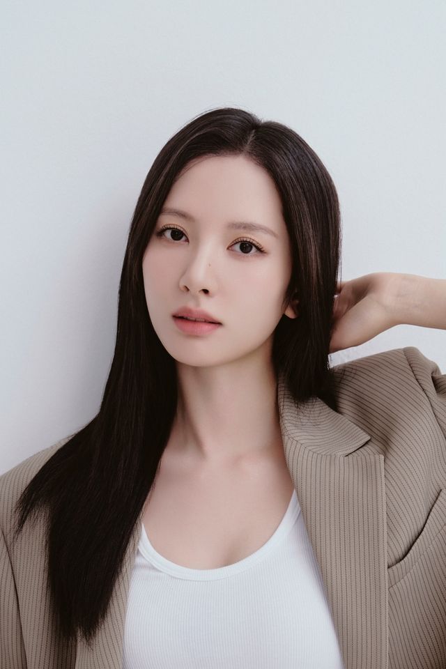 가수 겸 배우 김지연