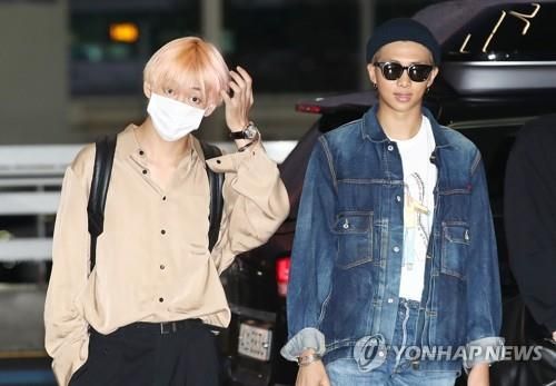 그룹 방탄소년단(BTS) 뷔(좌)와 RM(우)
