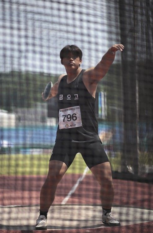 남자 원반던지기 손창현