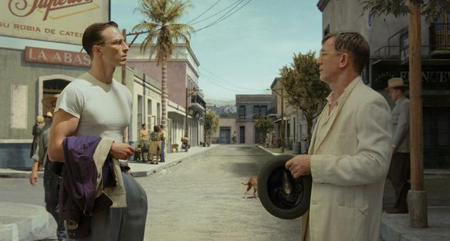 영화 '퀴어' 속 한 장면