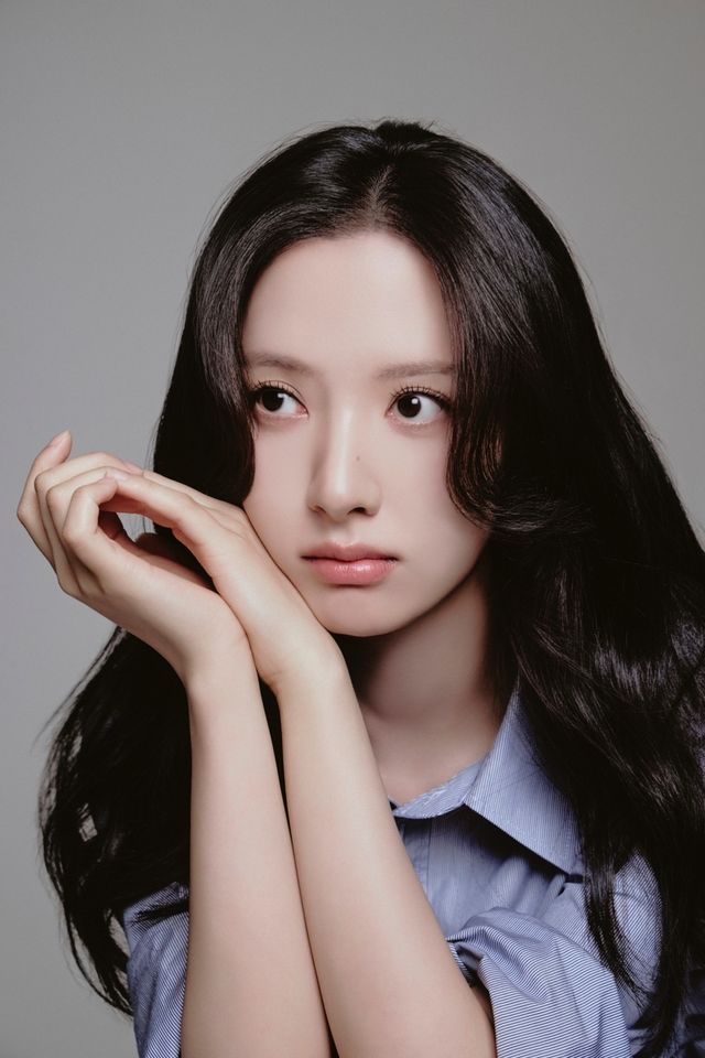 가수 겸 배우 김지연