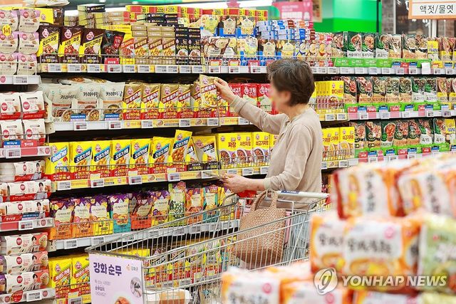 혼란기에 식품값 가격 줄인상