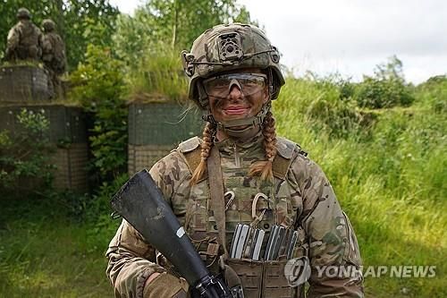 덴마크 여성 지원병